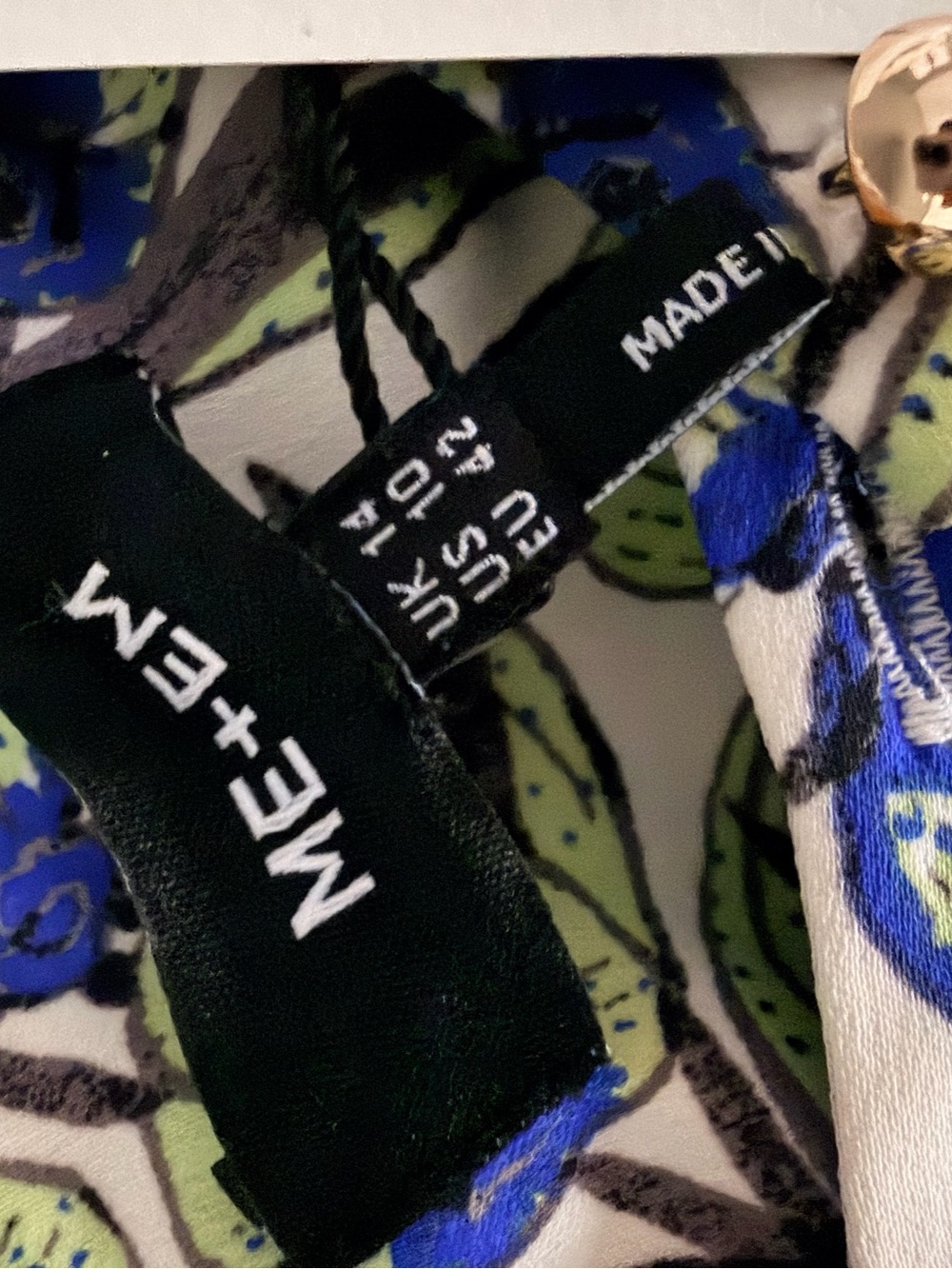 NWT ME+EM Trailing Flower Pod Print
Fit And Flare Midi Dress 100%
Recycled, 10 - Picture 7 of 14
